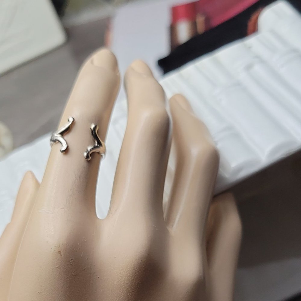 Ring Gurad Sterling Silver signed size 4 or 5 Open size very Cute and Delicate
